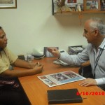 La diputada a la Asamblea Nacional Reunida con el Dr. Lucas director de la clinica ALFA